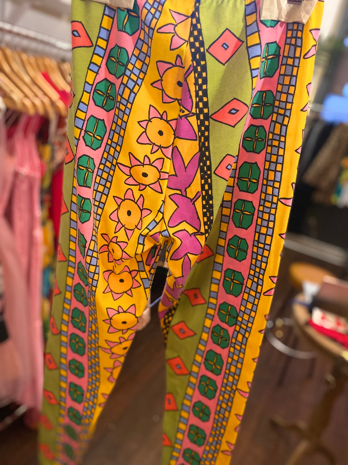 1990's Ken Done Graphic Leggings