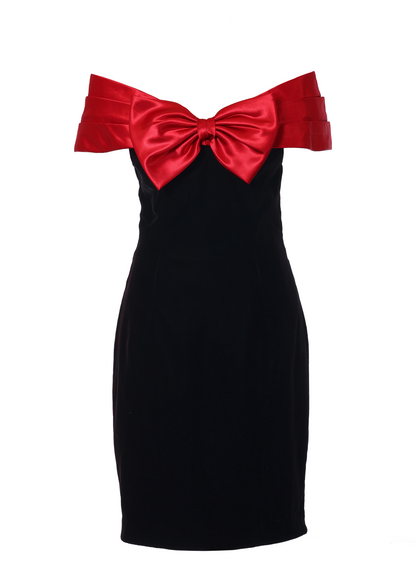 Red bow velvet dress